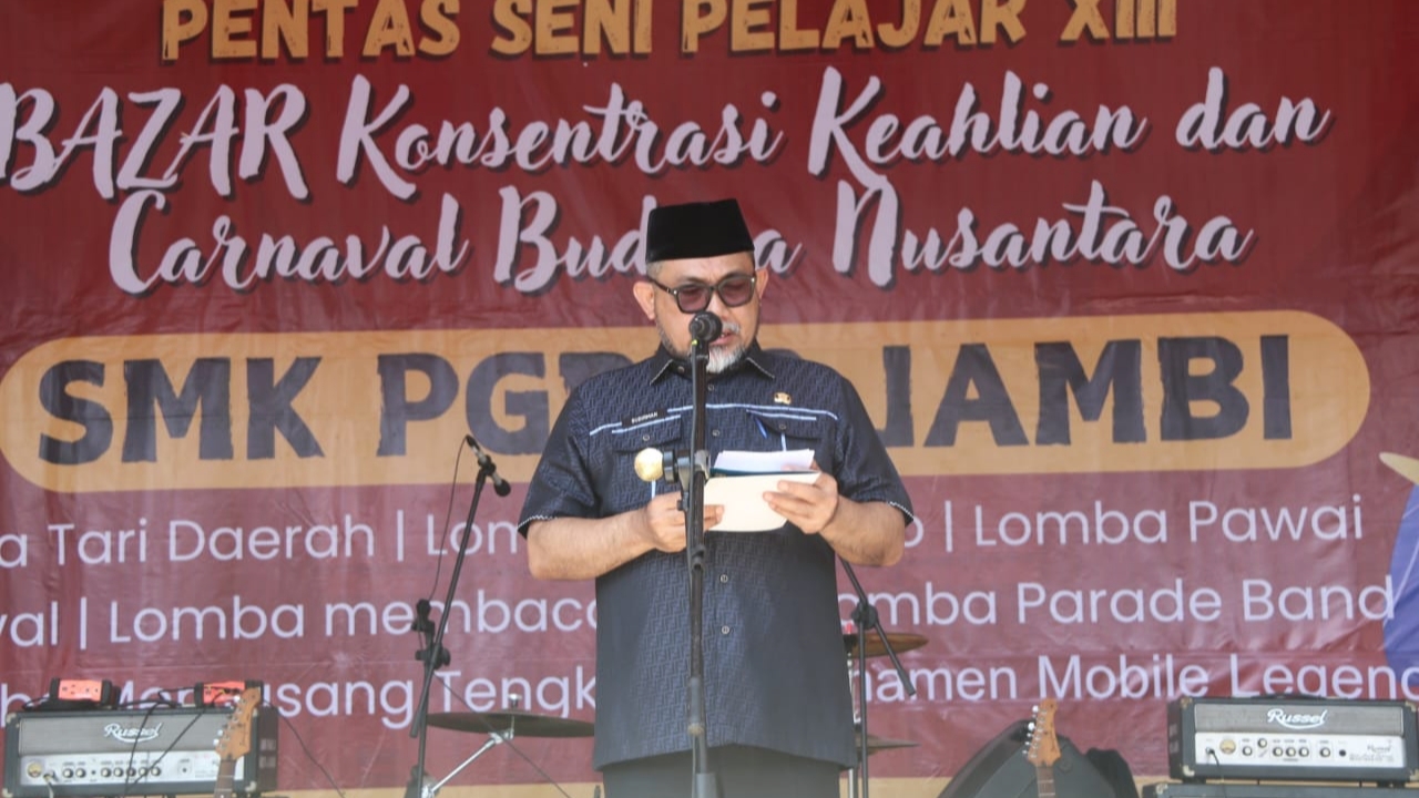 Pjs Gubernur Sudirman Apresiasi Peran SMK PGRI 2 Ciptakan Lulusan Terbaik