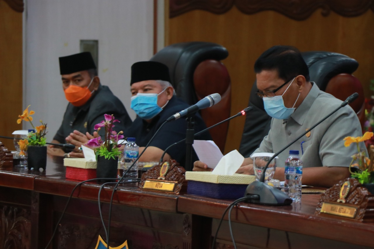 Rapat Paripurna DPRD, Bupati Sampaikan LKPJ Tahun Anggaran 2019.