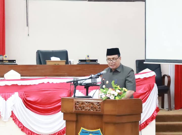 Wabup Katamso Sampaikan Pendapat Terkait Tiga Ranperda Inisiatif DPRD Tanjabbar 