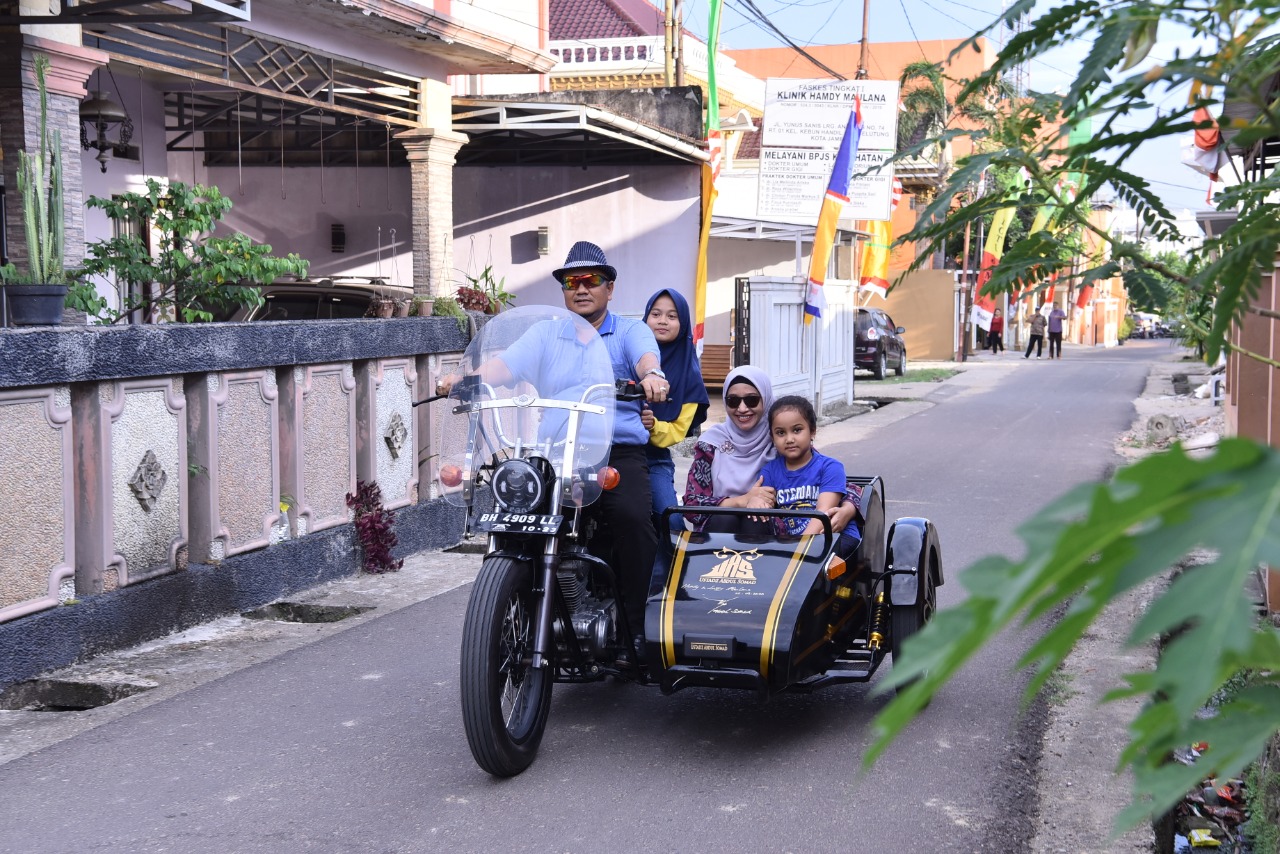 Maulana Weekend Pakai Motor Antik Lelang UAS