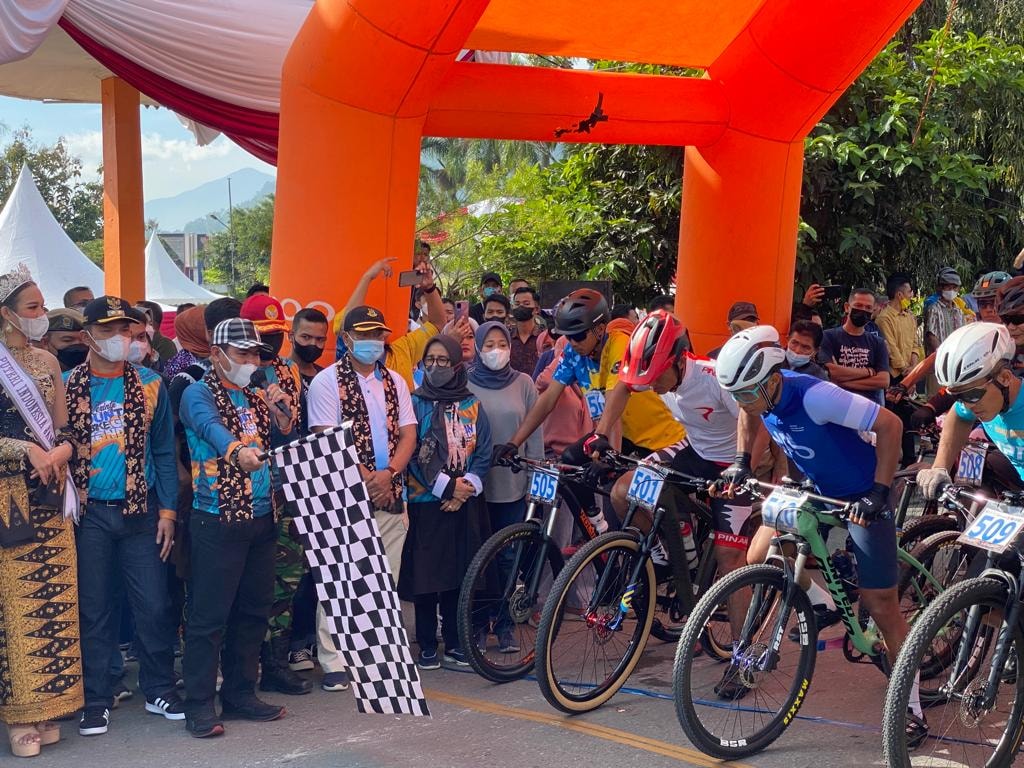 Ketua DPRD Kota Sungai Penuh Apresiasi Kerintji Mountain Bike Gran Fondo 2022