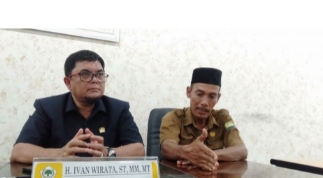 Datuk Minto, Kades Pudak Datangi Ivan Wirata ke Gedung DPRD Provinsi Jambi