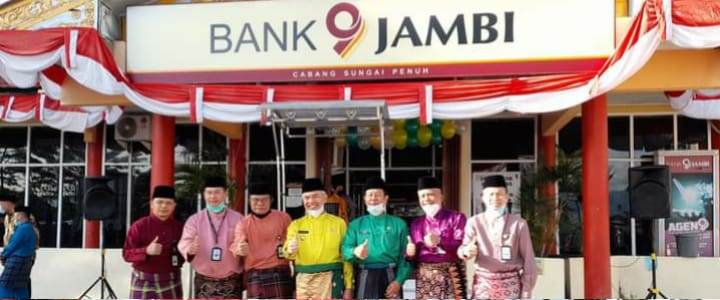Bupati Kerinci Adirozal Pimpin Upacara Peringatan HUT Ke-58 Bank Jambi Cabang Sungai Penuh