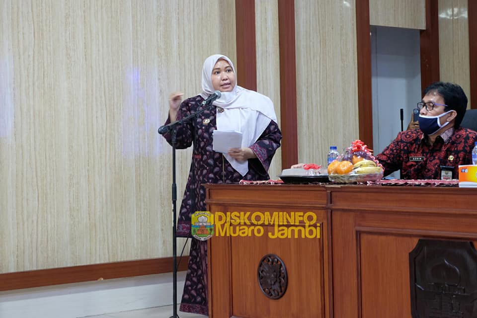 Masnah Busro Menghadiri dan Membuka Rakor Forum Kabupaten Muaro Jambi Sehat